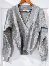 NWOT Vintage Cheryl Tiegs Sweater Womens Med Grey Long Sleeve V Neck