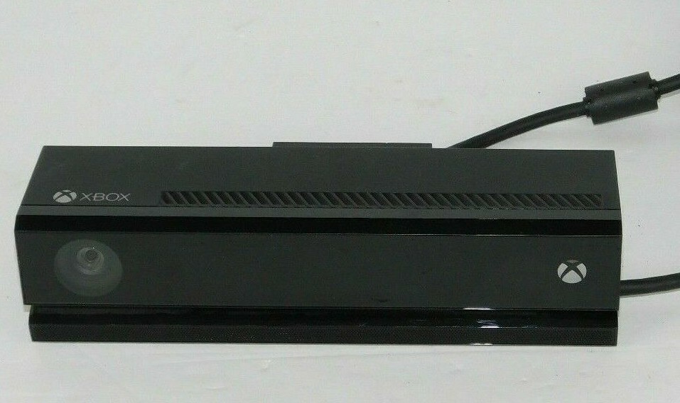 Microsoft Xbox One XBOX ONE + KINECT (D… Amazon.com: Xbox One Kinect Sensor : Video Games