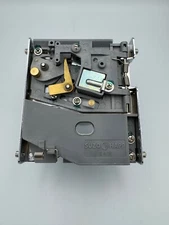 25 cent  (quarter only) Suzo Happ coin mechanism, 4 peg NOS-Buy more Save more!