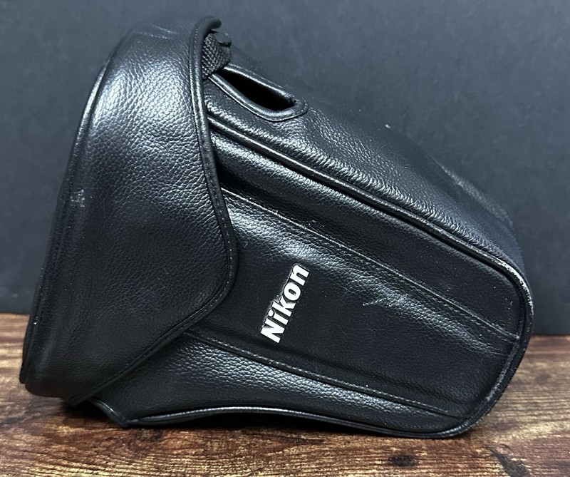 Nikon CF-D200 Black Camera Lens Case Pouch