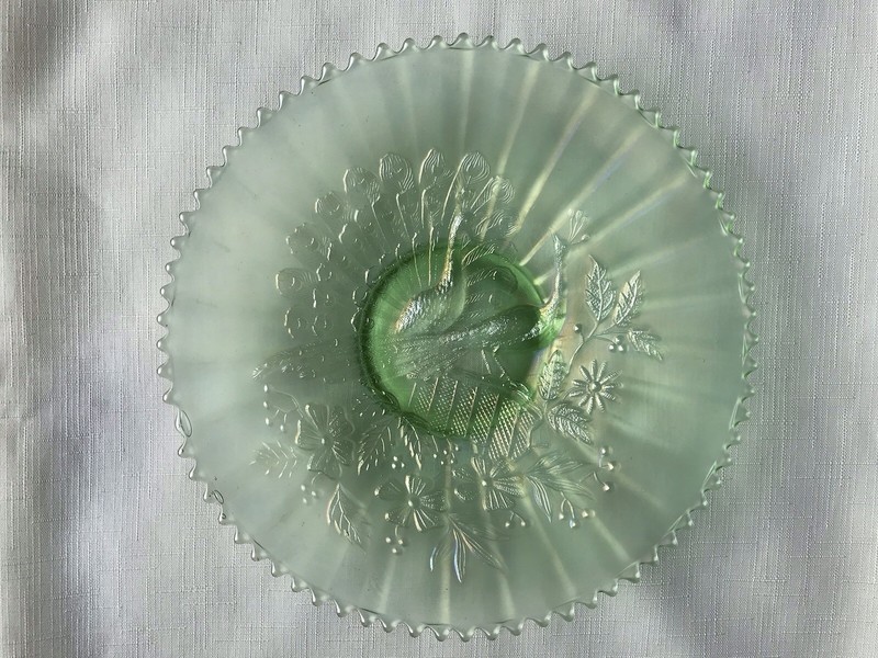 NORTHWOOD PEACOCKS ON FENCE IRIDESCENT ICE GREEN CARNIVAL GLASS 9” PLATE