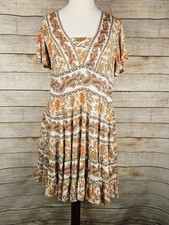 Bila NWT Floral Paisley Boho Summer Flowy Dress Size Medium 