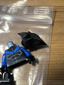 New LEGO Batman Nightwing Minifigure bat015 7785 w/ Accessories! 10/10 Condition