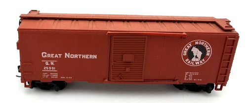 Vagón de carga HO Great Northern Railway 40' Kadees 25991 sin marca | Zustand: Used