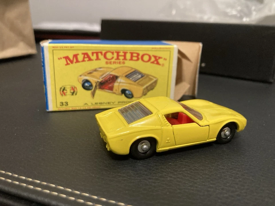 Matchbox Lesney #33 Lamborghini Miura P 400 (NM) Original Box - Image 2 of 3
