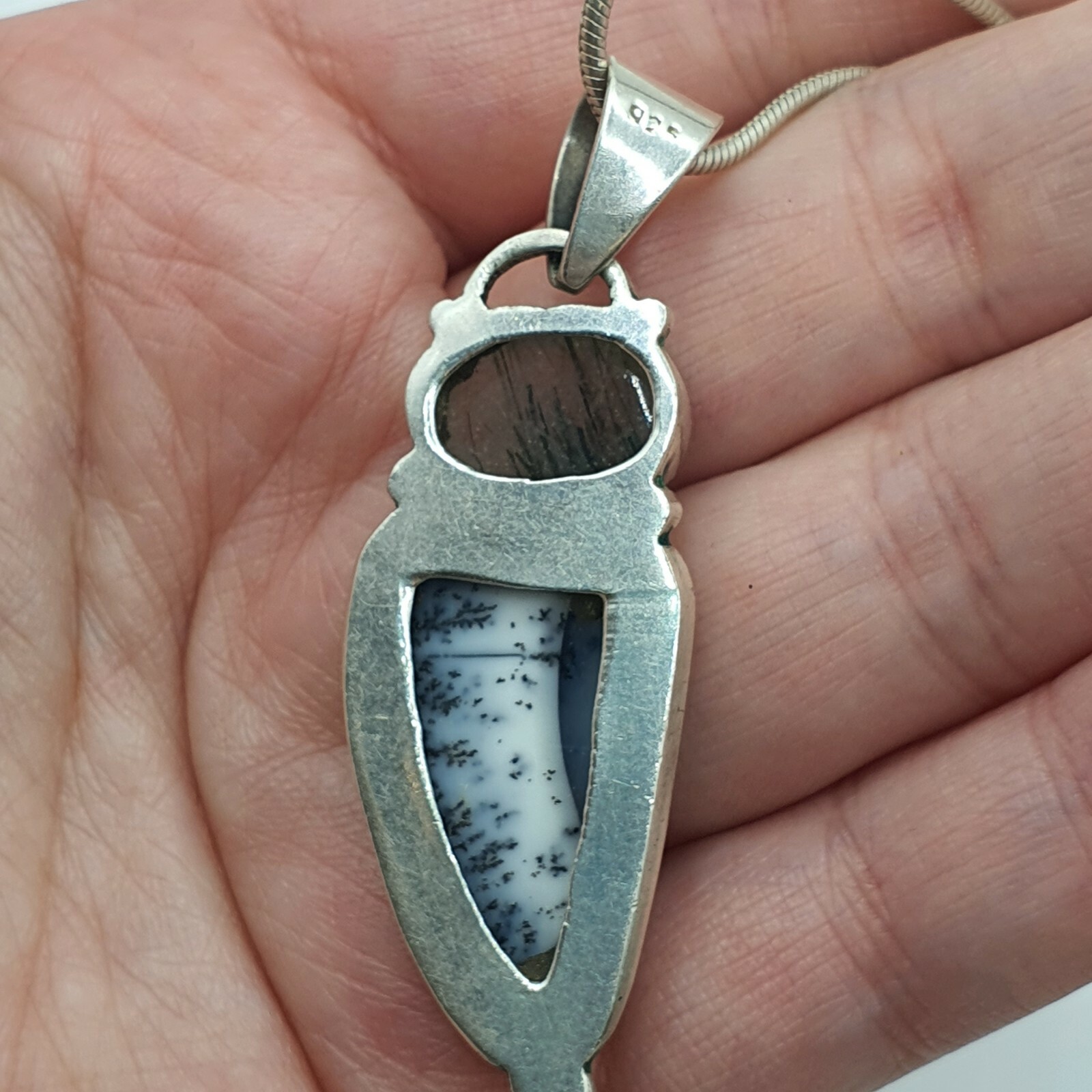Photo 6 of Sterling Silver Necklace With Gemstone Pendant, N59