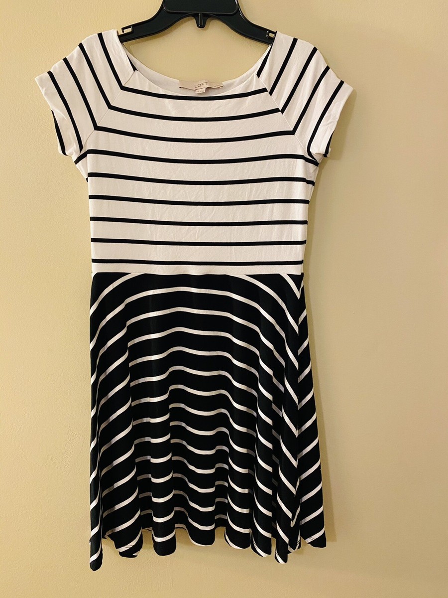 LOFT women dress XS Petite Striped Black & White Mini Shift Stretch