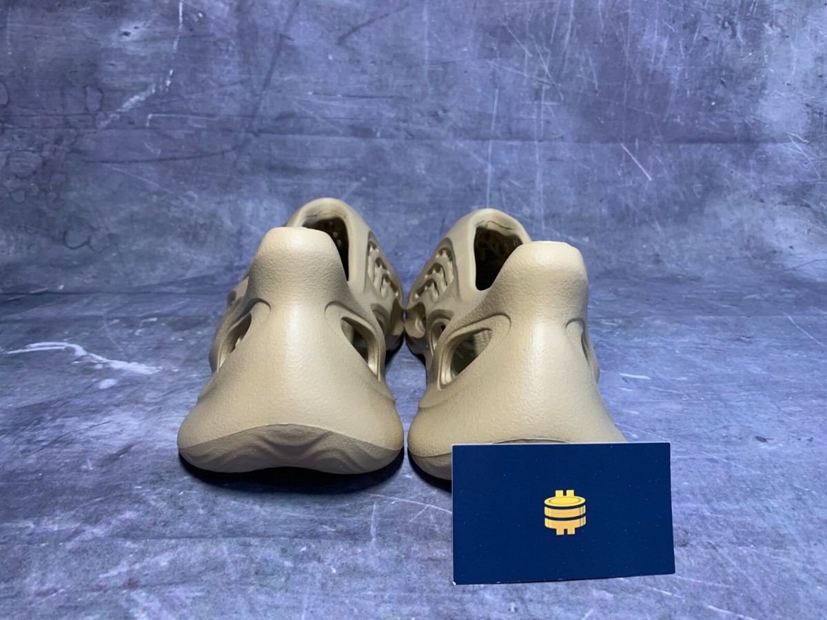 (送料込) adidas 27.5 YEEZY FOAM RUNNER 美品 adidas Yeezy Foam Runner 'Carbon' Size UK/US 8 EU 42 IG5349