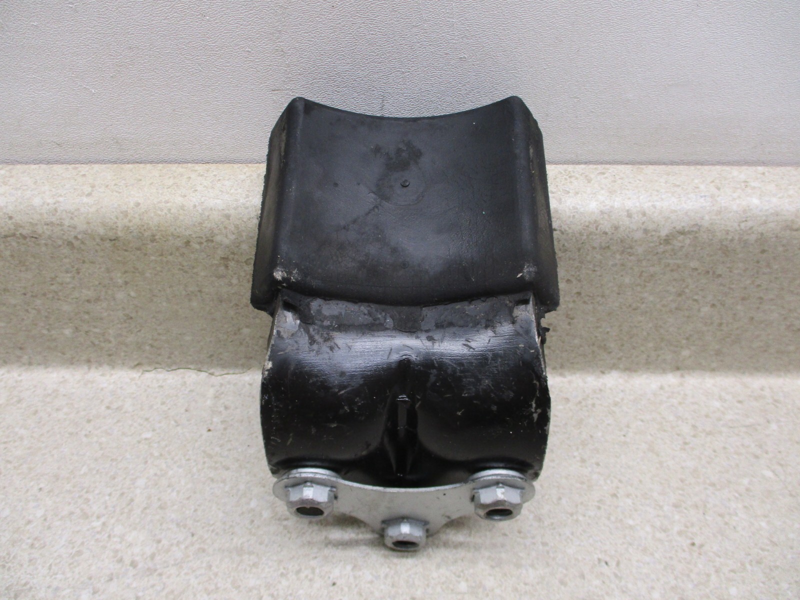 52106435AA Mopar 1999 2000 2001 2002 Dodge Ram Leaf Spring Jounce