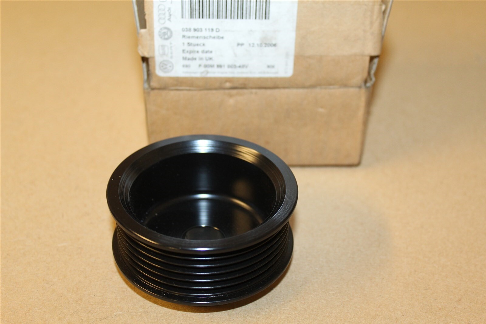 CHECK BEFORE ORDERING Alternator pulley VW Skoda Seat 038903119D New