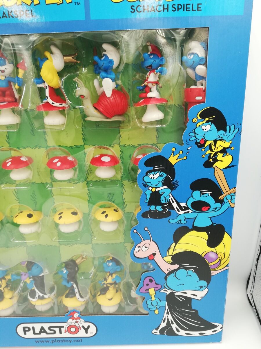 Plastoy Smurfs Chess Set with PVC Figures - 2009, RARE New Plastoy Smurfs Chess Set with PVC Figures - 2009, RARE New