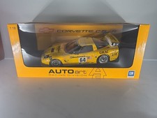 1:18 2001 Corvette C5-R #64 24 HRS Le Mans 2001 AUTOart Pilgrim Collins Freon