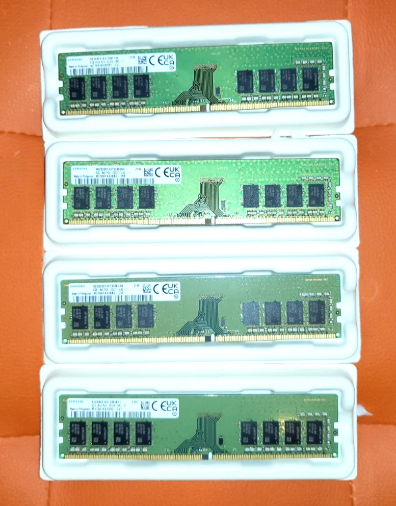 Samsung DDR4 SDRAM 8 GB Capacity per Module DIMM Computer Memory