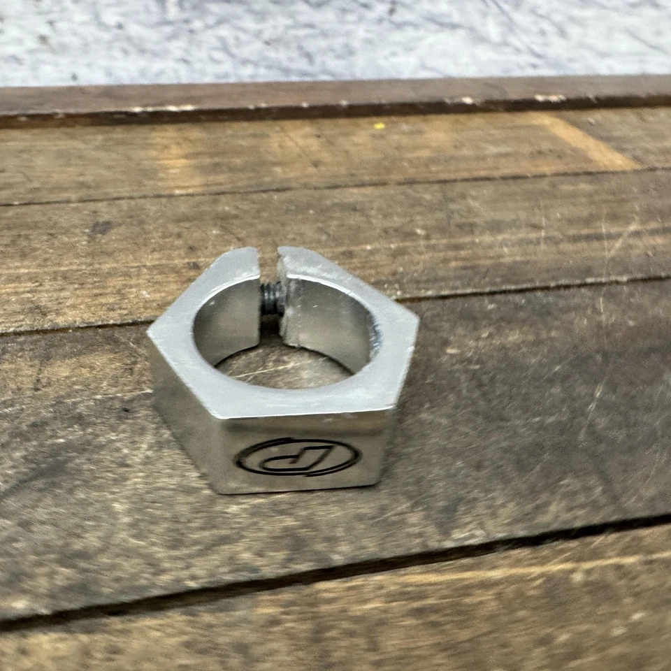 Abrazadera de tija de sillín BMX Powerlite vintage 28,6 mm aleación plateada perno único luz años 90 Foto 4 de 4