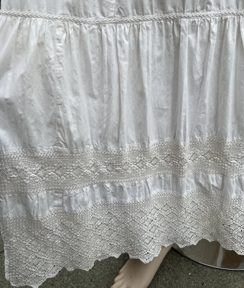 ANTIQUE VICTORIAN WHITE COTTON PETTICOAT SKIRT W/ CROCHET LACE - Image 2 of 4