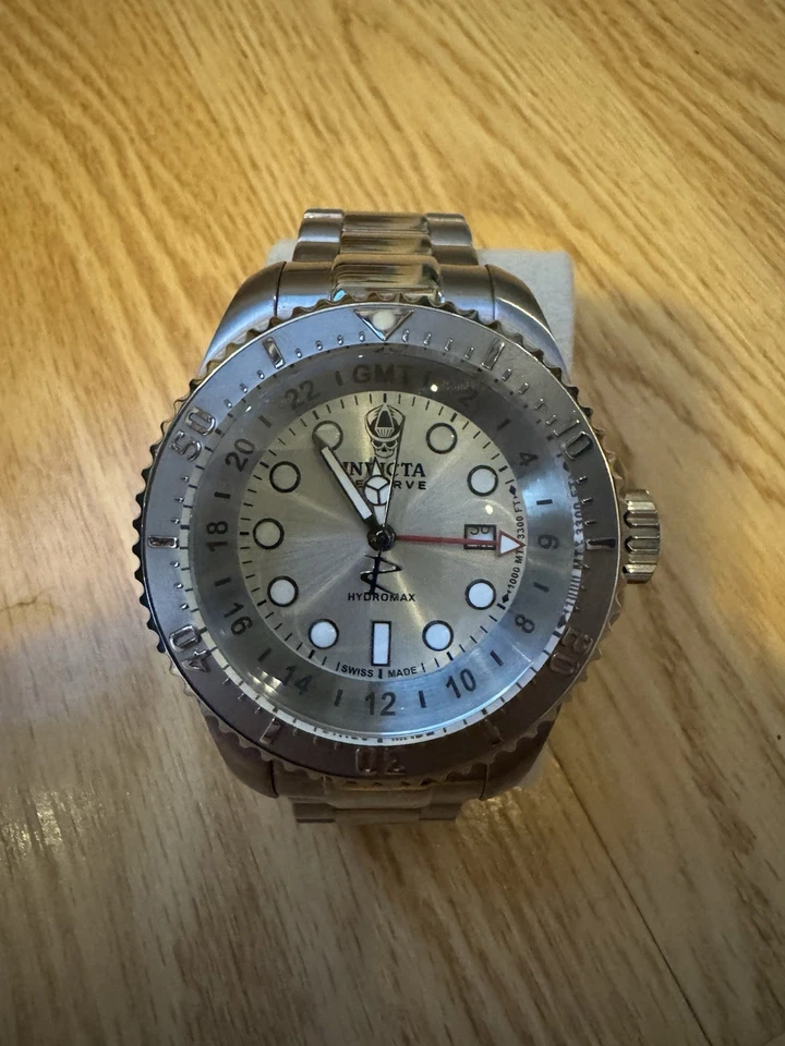 Invicta男士手表Reserve Hydromax型号16958需要新电池 — 第 2/4 张图片