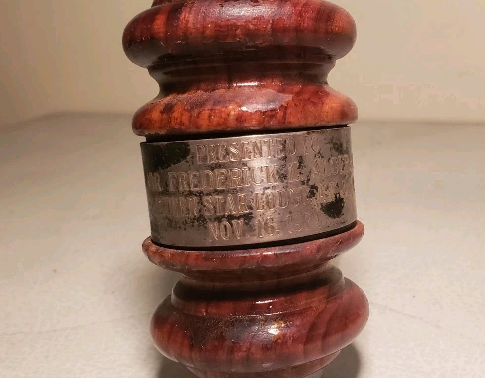 Picture 3 of 10