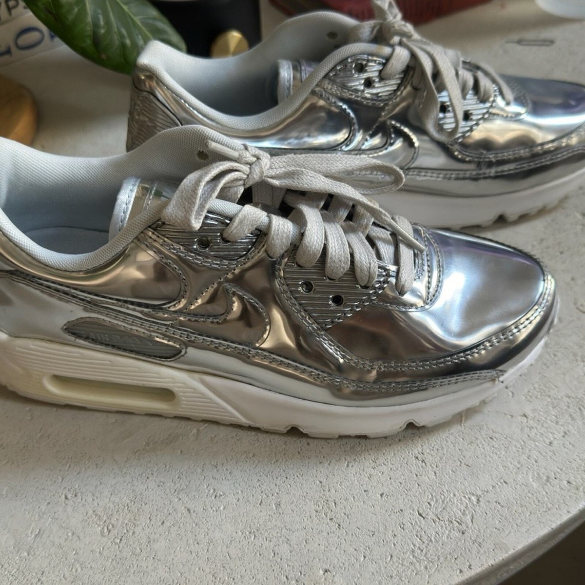 ウィメンズ Nike Air Max 90 llic Silver (2020) (W) RARE Nike WMNS Air Max 90 Metallic Silver Size 7 US Womens