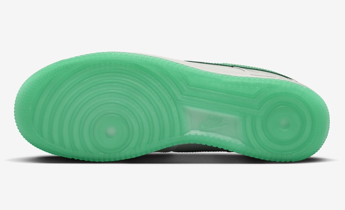 Nike Air Force 1 Low '07 Patent Platinum Tint Stadium Green