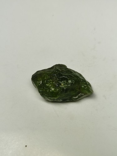 Rare Giant Peridot - 45 Carats - Precious Green Gemstone - Picture 2 of 8