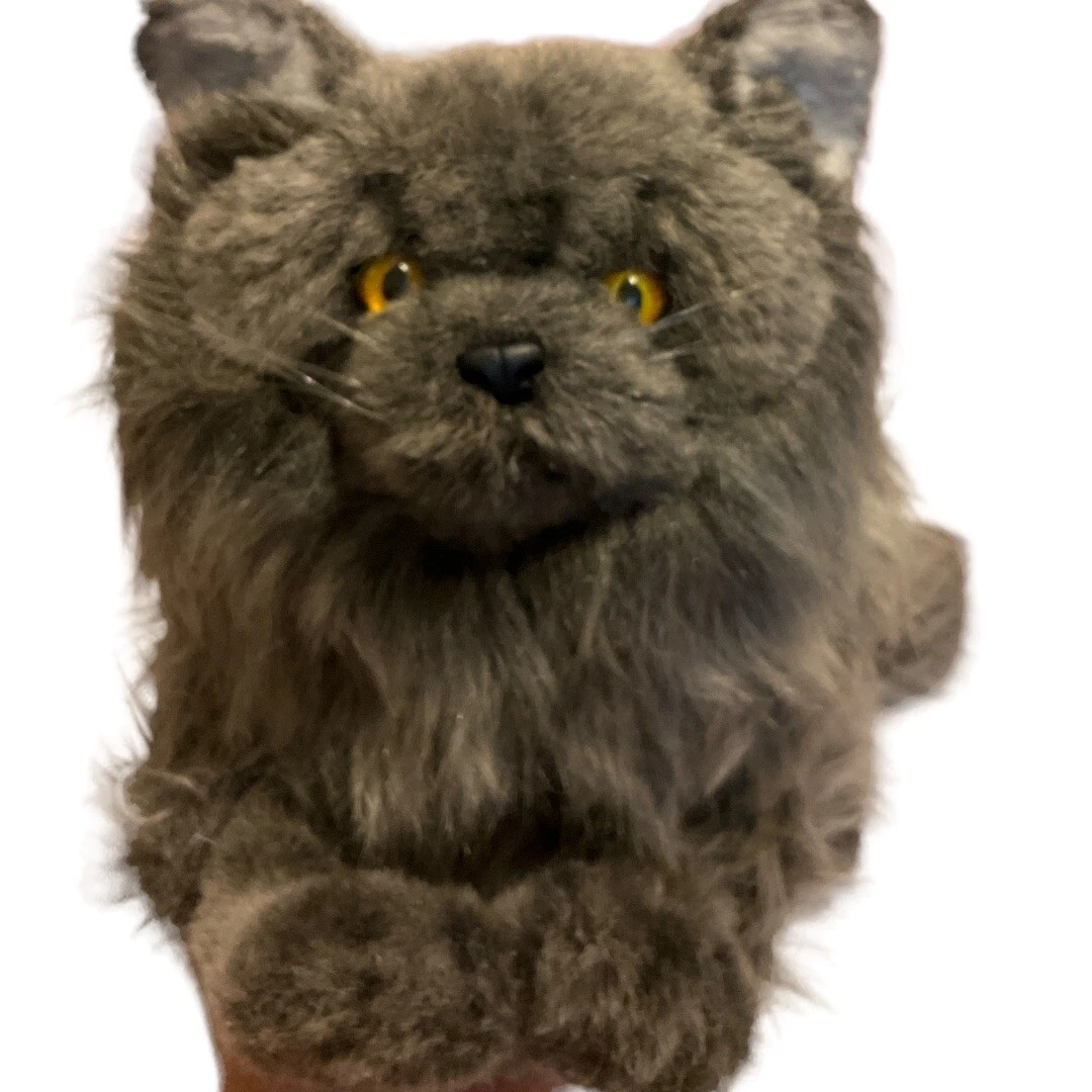 Stuffed cat sales that looks real