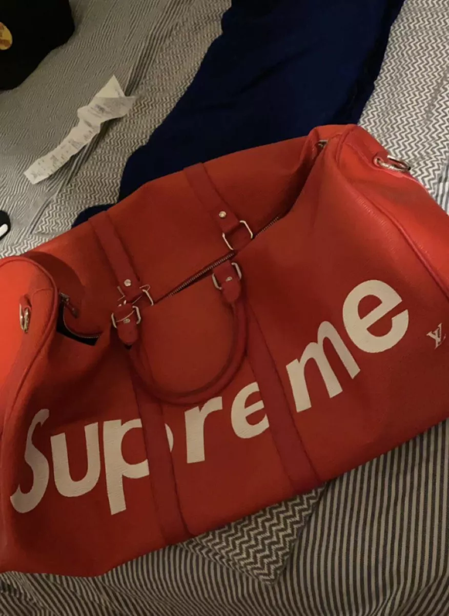 lv supreme duffle