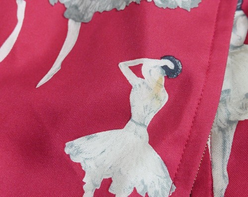 Authentic HERMES LA danse vest, gilet, waistcoat Silk #6854 - Picture 5 of 10