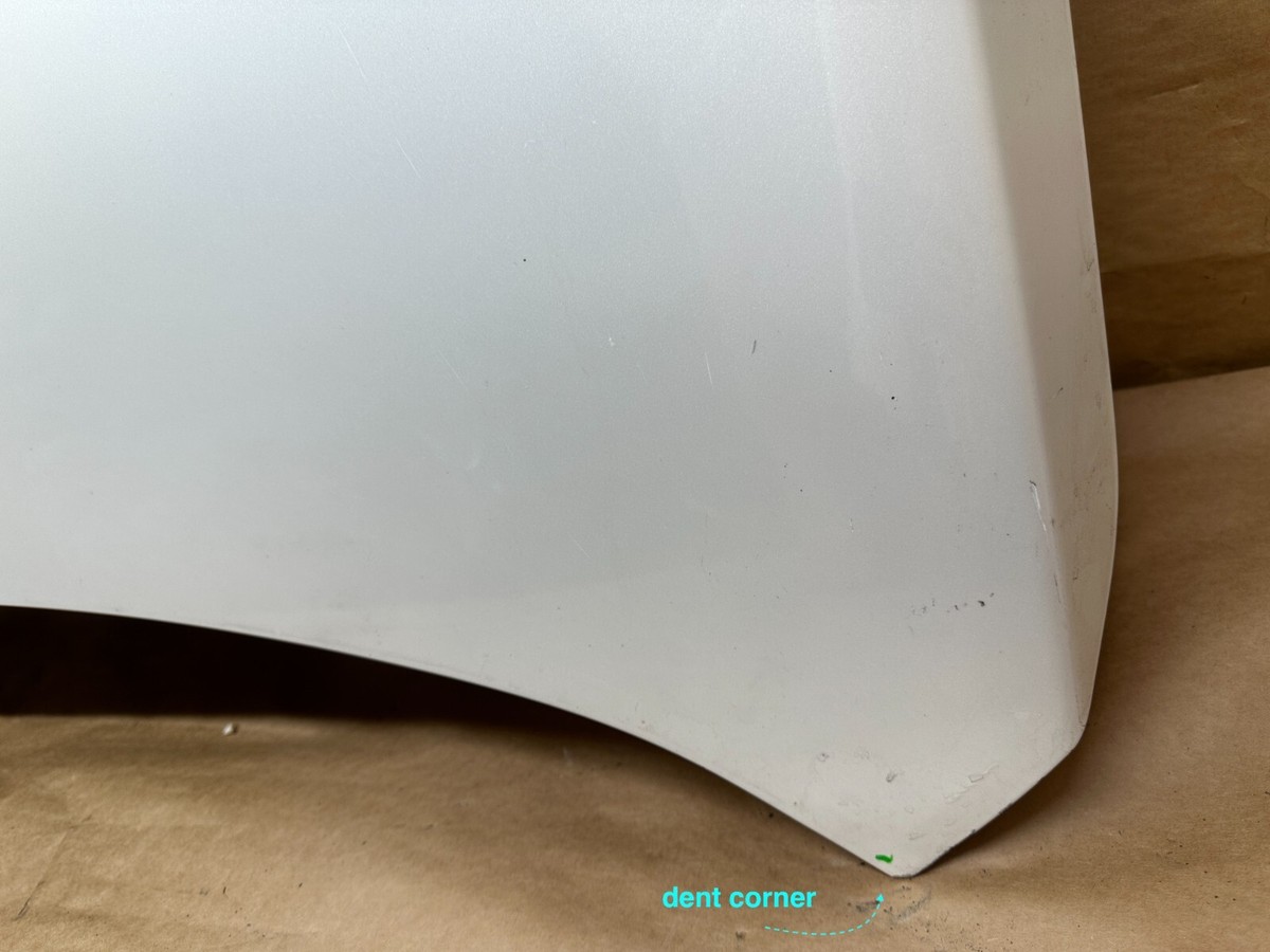 レクサス　純正　下部スポイラー　新品　型番〔53122-48070〕 48076-30030 - Bracket 2006-2025 Lexus | Longo Lexus Parts