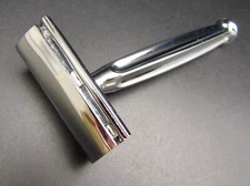 FEATHER No.3800 Vintage Humpback Slant Safety Razor Early 1960's  RARE & UNUSED