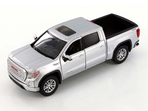 *DAMAGED 2019 GMC Sierra 1500 SLT Crew Cab Truck - Silver 1:24 Model - 79361SIL - Picture 3 of 3