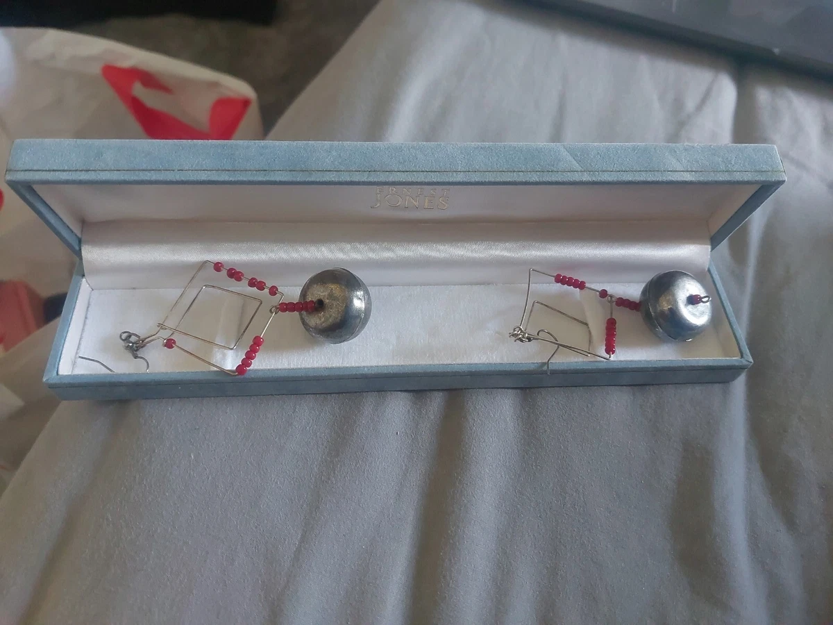 Ernest jones silver earrings deals