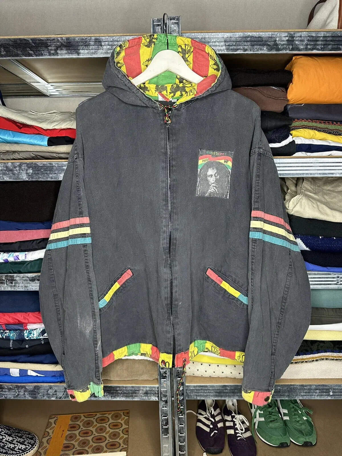 Picture 2 of 18
