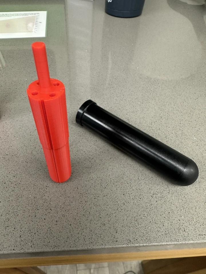 hematocrit Tube adapter - Image 2 of 3