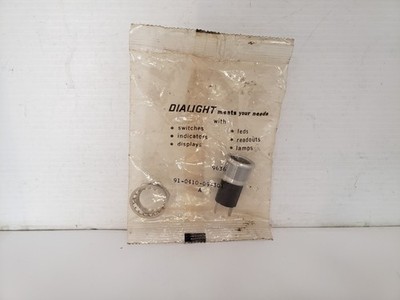 DIALIGHT 91-0410-09-301 LAMP HOLDER NIB