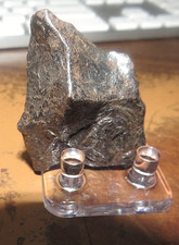 75 gm . CANYON DIABLO IRON METEORITE  TOP GRADE ARIZONA STAND USA