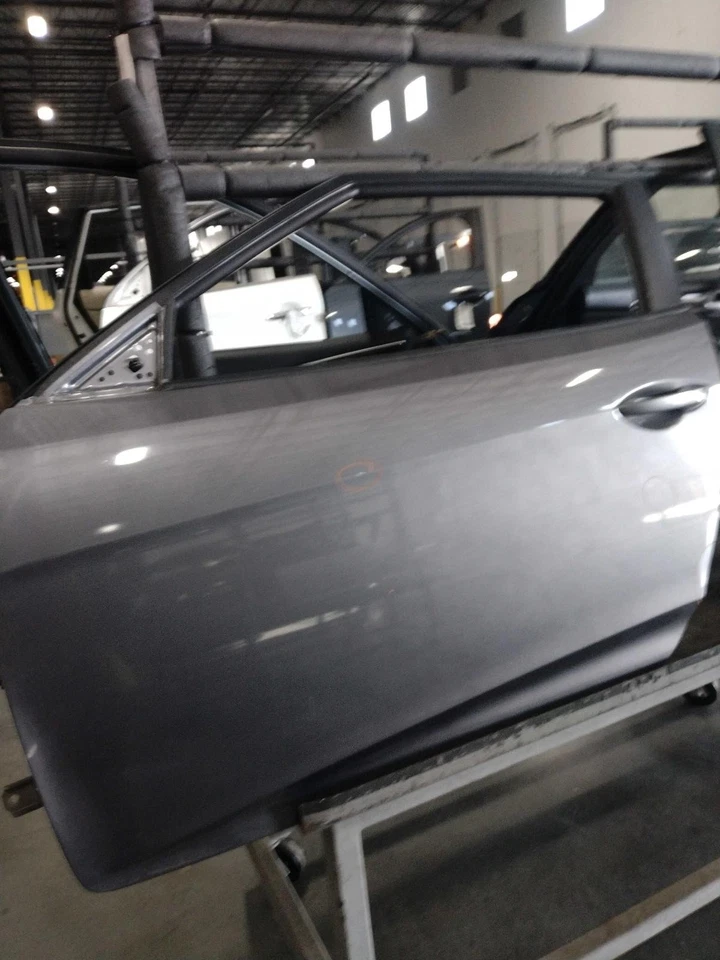 Used Front Left Door Assembly Front fits: 2015 Hyundai Veloster metal roof w/o s - Изображение 2 из 4