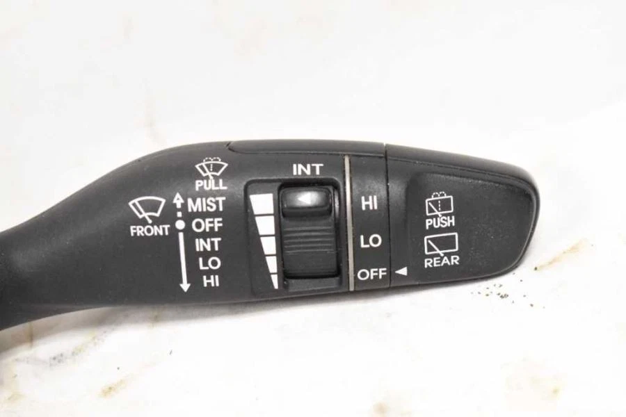 Передний и задний выключатель стеклоочистителя колонки 934204Z050 подходит для 13–16 SANTA FE E3D02 - Изображение 2 из 4