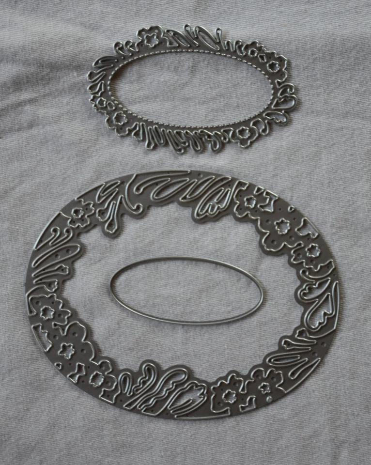 Stampin Up Cut & Emboss Dies, Petal Labels Dies, Qty.3 in Set - Image 2 of 2