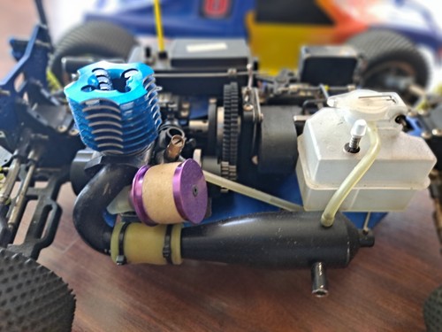 RARE RC STADIUM TRUCK Duratrax Overdrive ST 1:10 Nitro Power Off Road 4WD - Picture 7 of 10