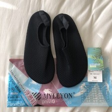 Myleyon Unisex Snorkeling Swimming Diving Water Shoes SIZE M US 5-5.5 BLACK NEW