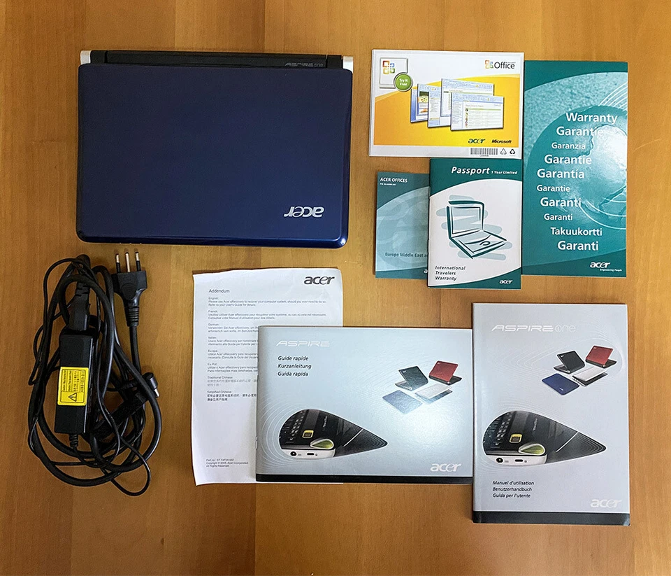 Acer Aspire One D150 KAV10 Netbook Blue Non funzionante + Confezione Originale - Immagine 2 di 4