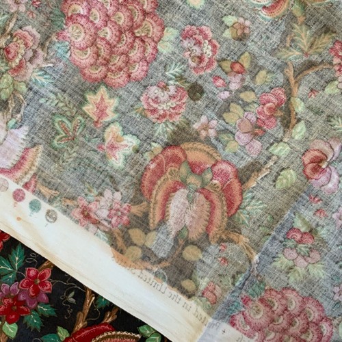 Vtg Fabric Cotton Print Jacobean Botanical 1988 Caspari Red Green 3+ yd x 54 USA - Picture 9 of 12