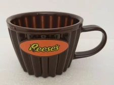 REESE'S LAVA CAKE MAKER CUP OR PLASTIC COFFEE CUP