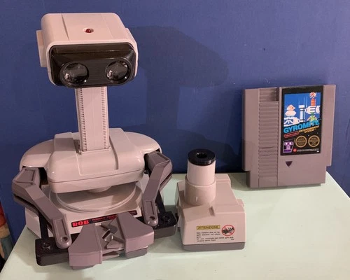 vintage NINTENDO N.E.S. R.O.B. ROBOTIC OPERATING BUDDY GYROMITE