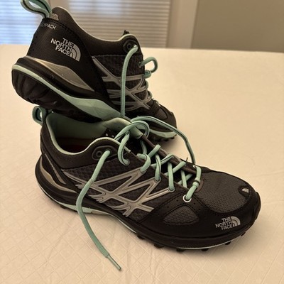 The North Face Women s 7.5 Ultra Fastpack Hiking Walking Shoes Black Teal Nice!