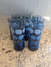 Lot (8) Mid-Century Libbey Blue Ombre Daisy Pattern Iced Tea Glasses, 6.5" Tall