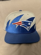 Mitchell  Ness New England Patriots Sharktooth Retro Vintage Throwback Hat Cap
