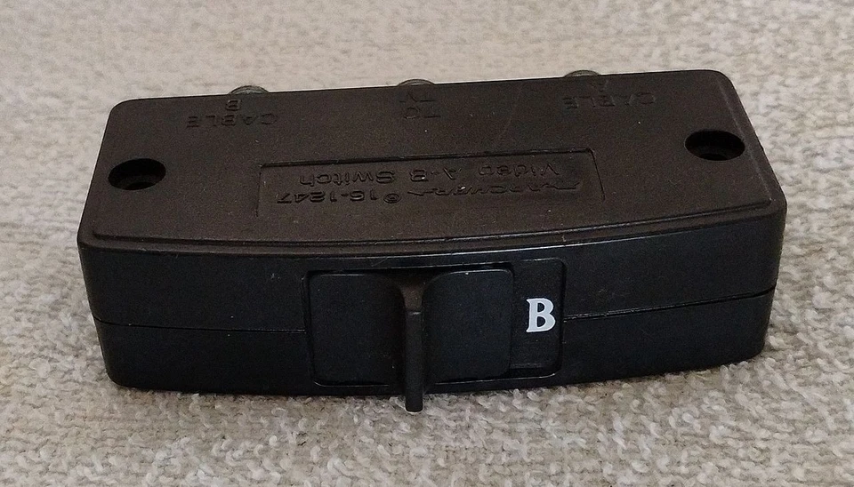 Archer by Radio Shack Cat. No. 15-1247 Video A-B Switch Coaxial Cable WORKS - Image 2 of 4