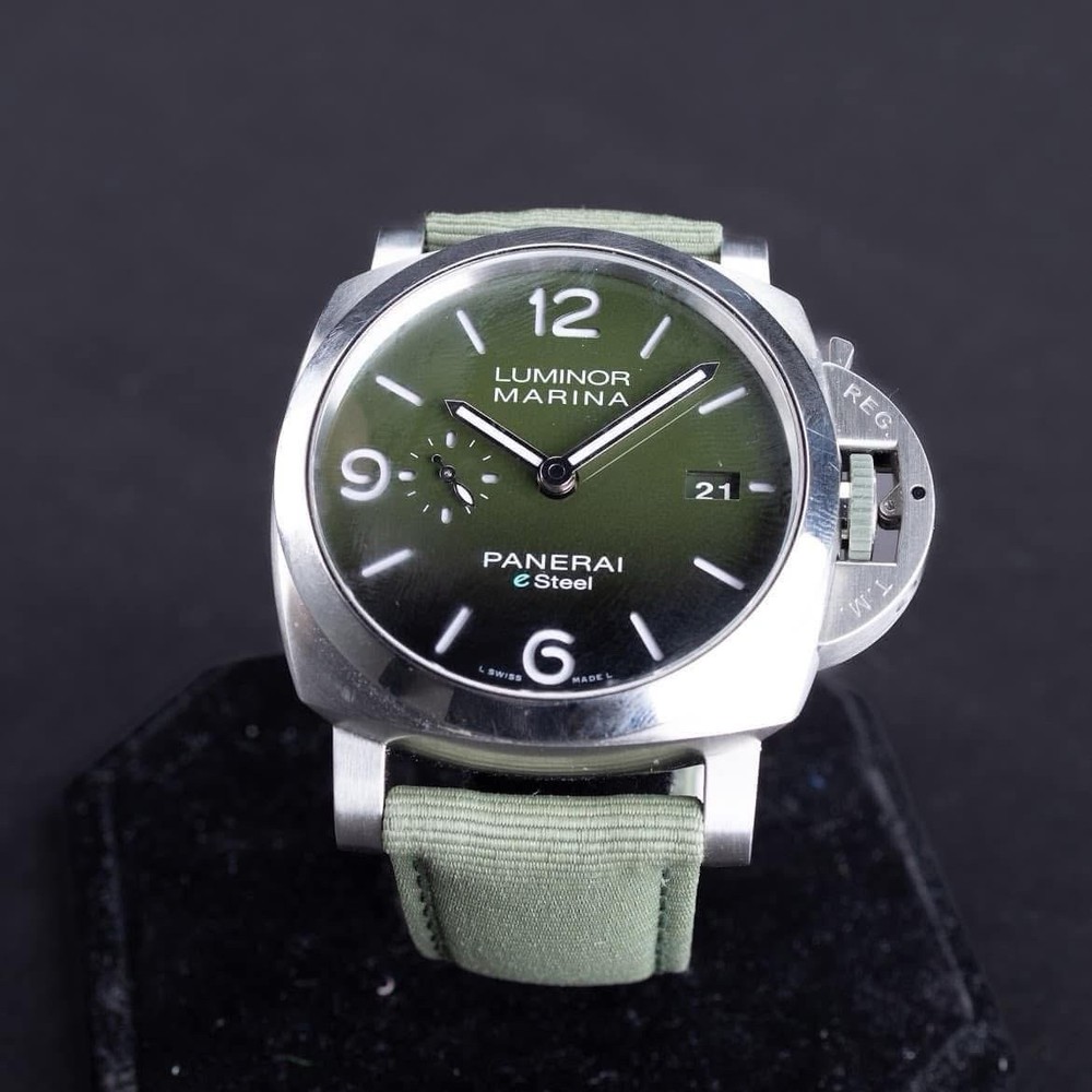 Panerai Luminor PAM01356 44 mm Green Dial