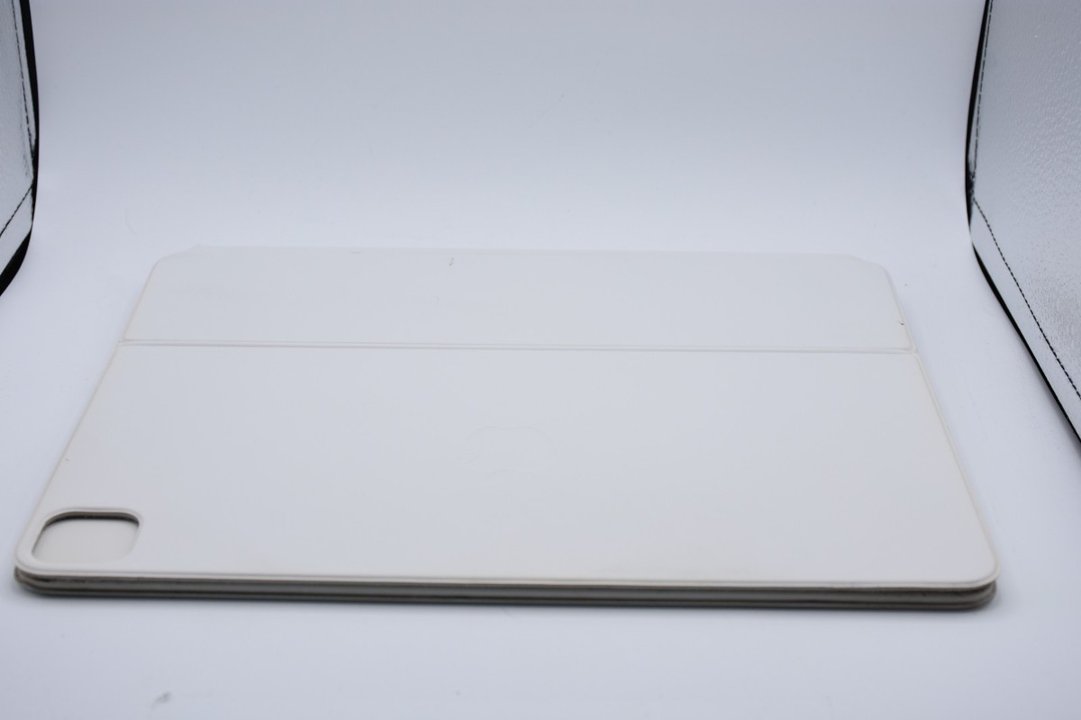 Apple Magic Keyboard A2480 for iPad Pro 12.9” White | eBay